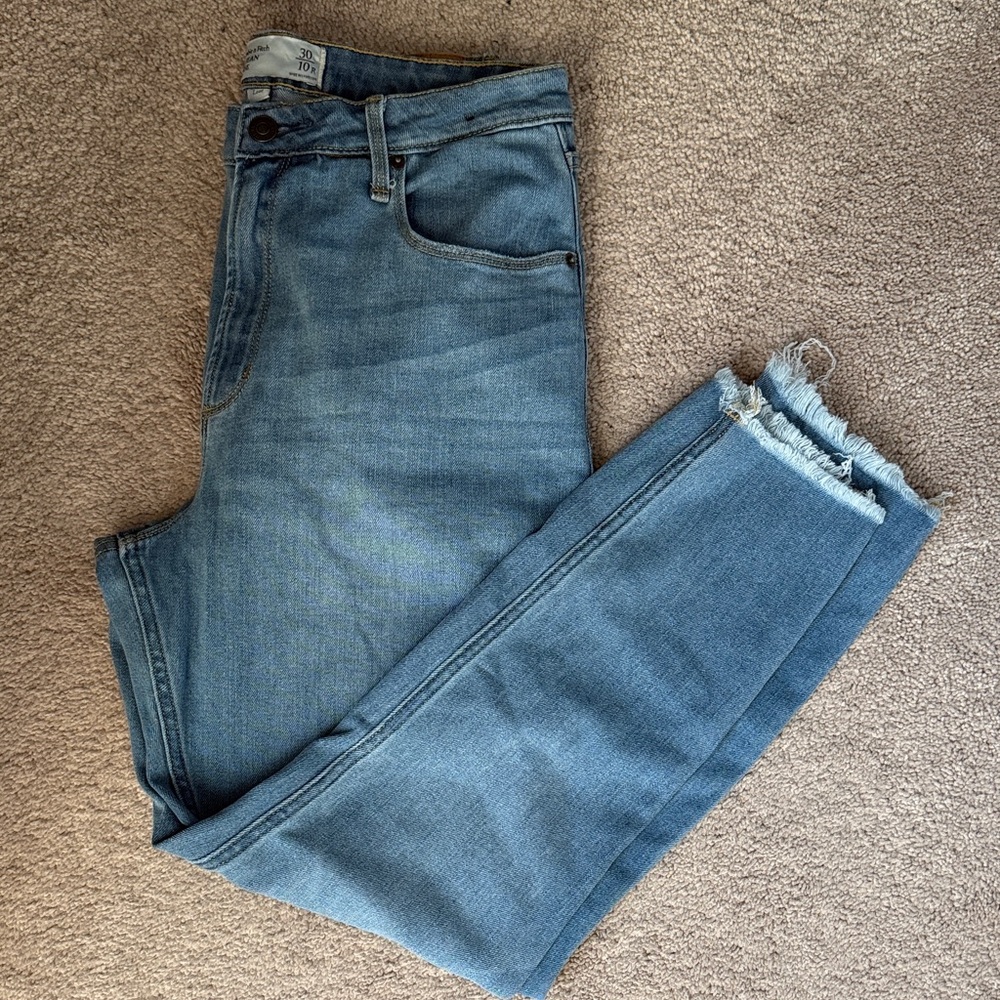 Abercrombie & Fitch Curve Love High Rise Skinny Ankle Jean